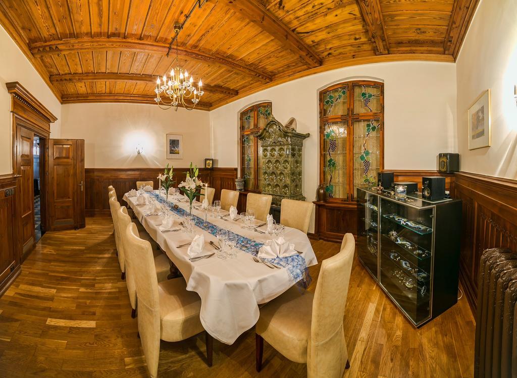 Hotel & Restaurant "Deutscher Kaiser" Perleberg Kültér fotó